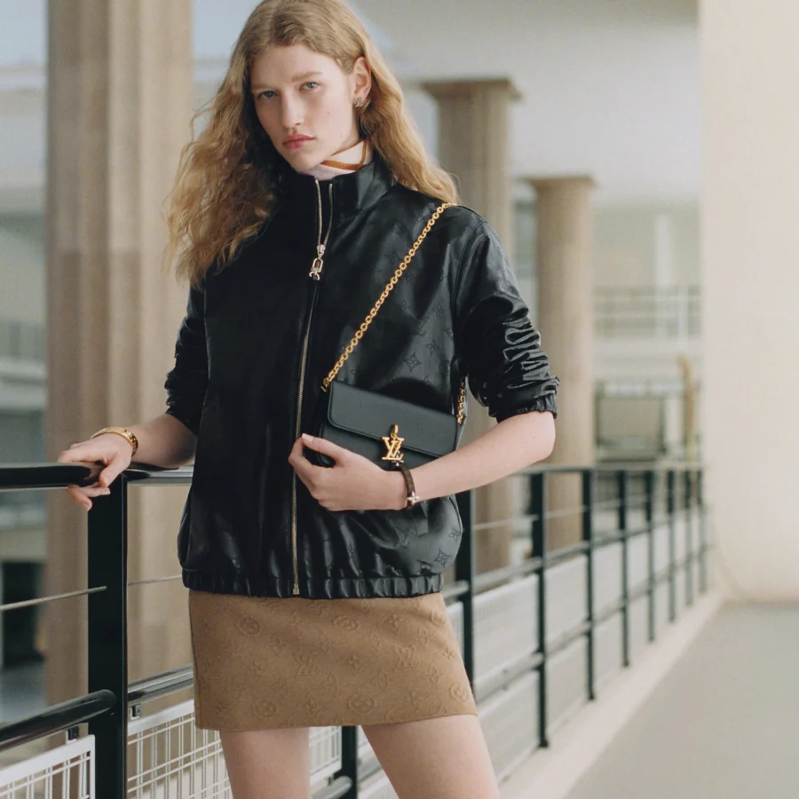 M14564 NEW Wallet On Chain LV Bloom